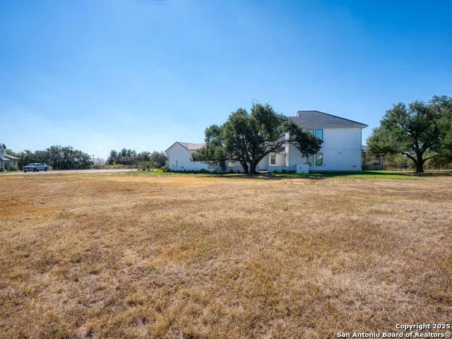 109 Oak Trail Drive Georgetown, TX 78628